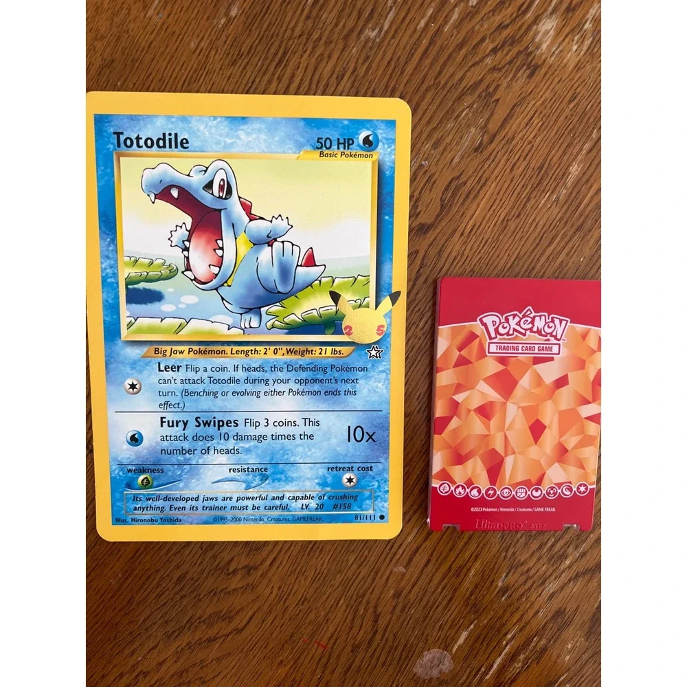 Pokemon Totodile 81/111 25th Anniversary Celebrations Jumbo Oversized Card